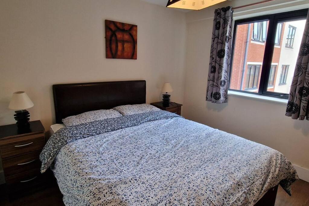2 Bedroom Apartment Central Birmingham City Centre Экстерьер фото