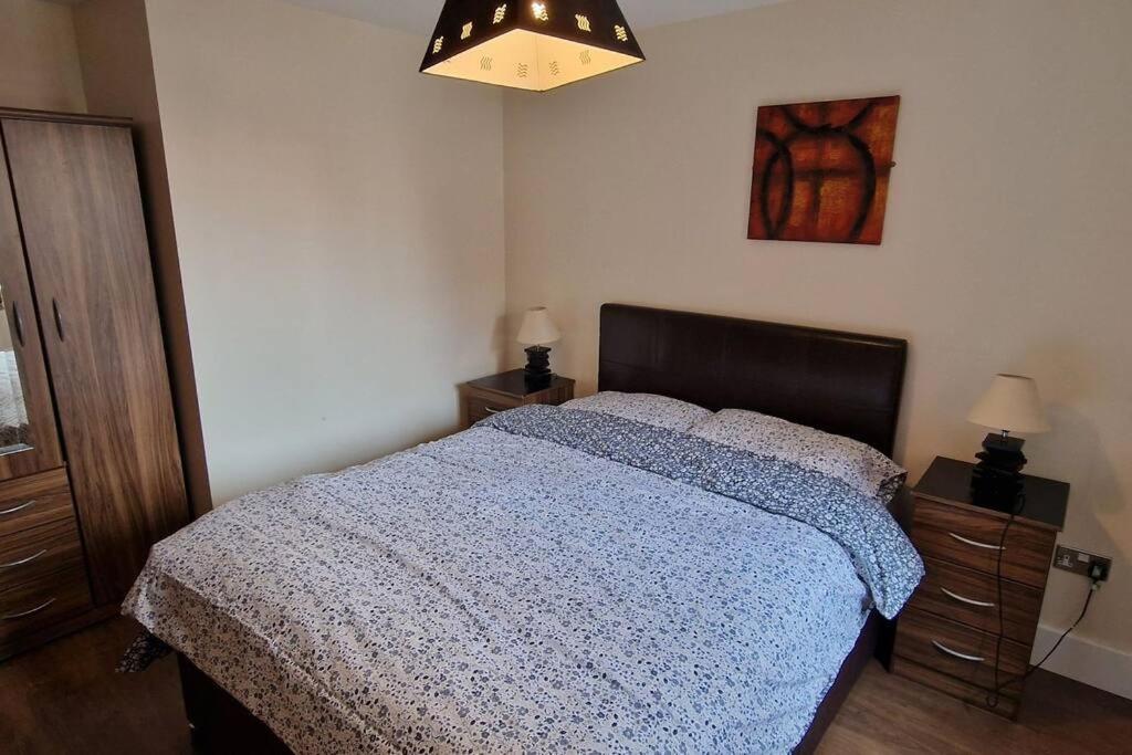 2 Bedroom Apartment Central Birmingham City Centre Экстерьер фото