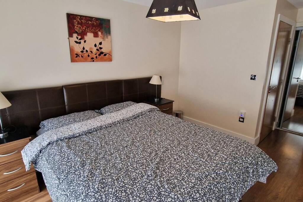 2 Bedroom Apartment Central Birmingham City Centre Экстерьер фото